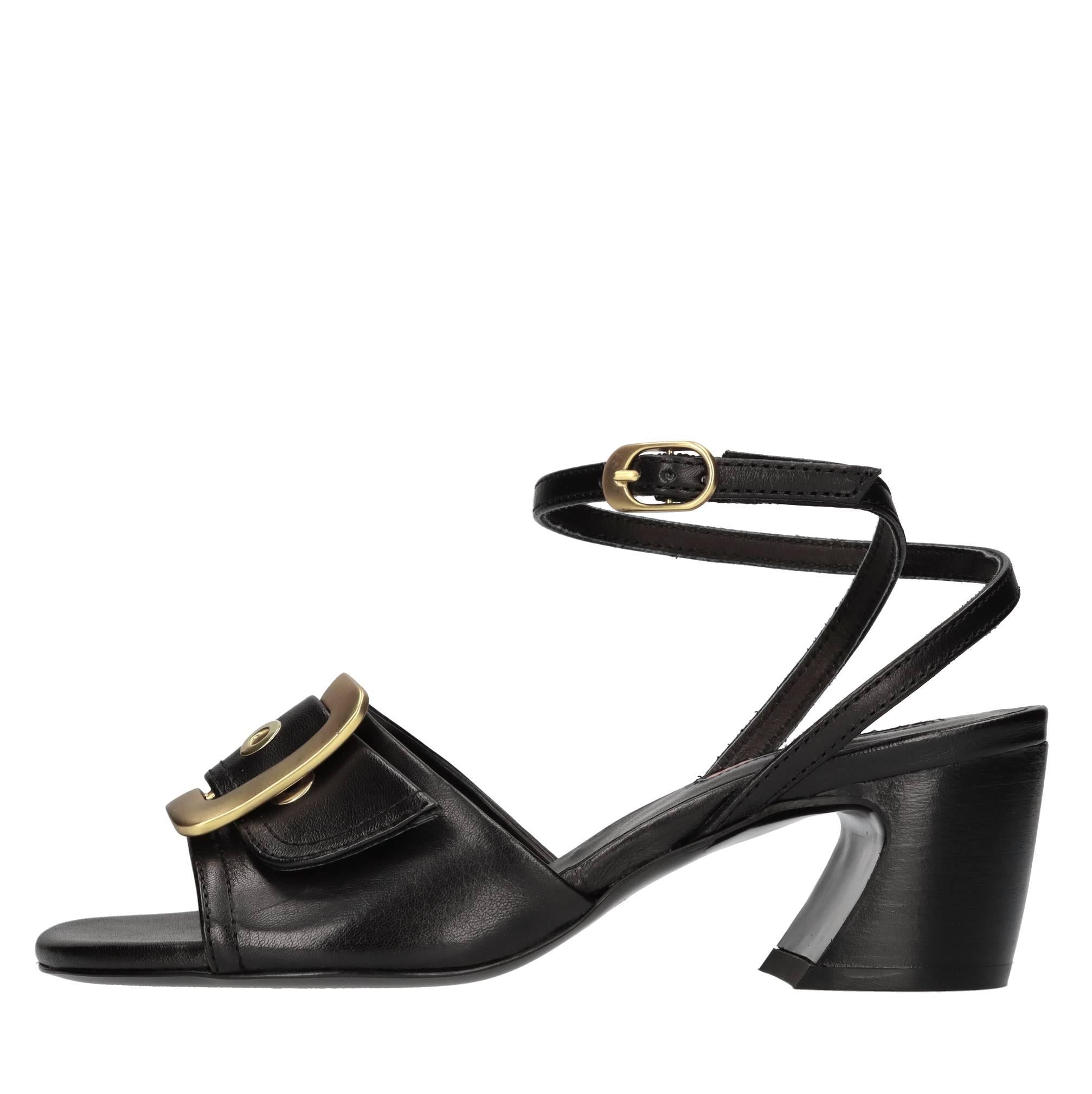 Sandali in pelle 