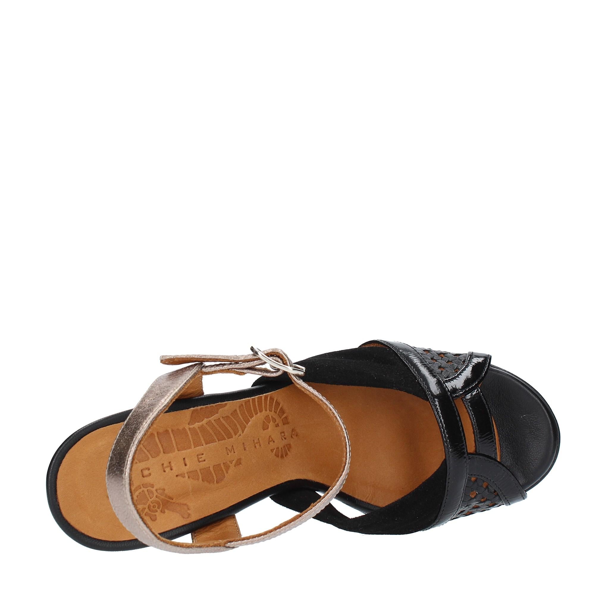 Sandali modello CAEL in pelle 