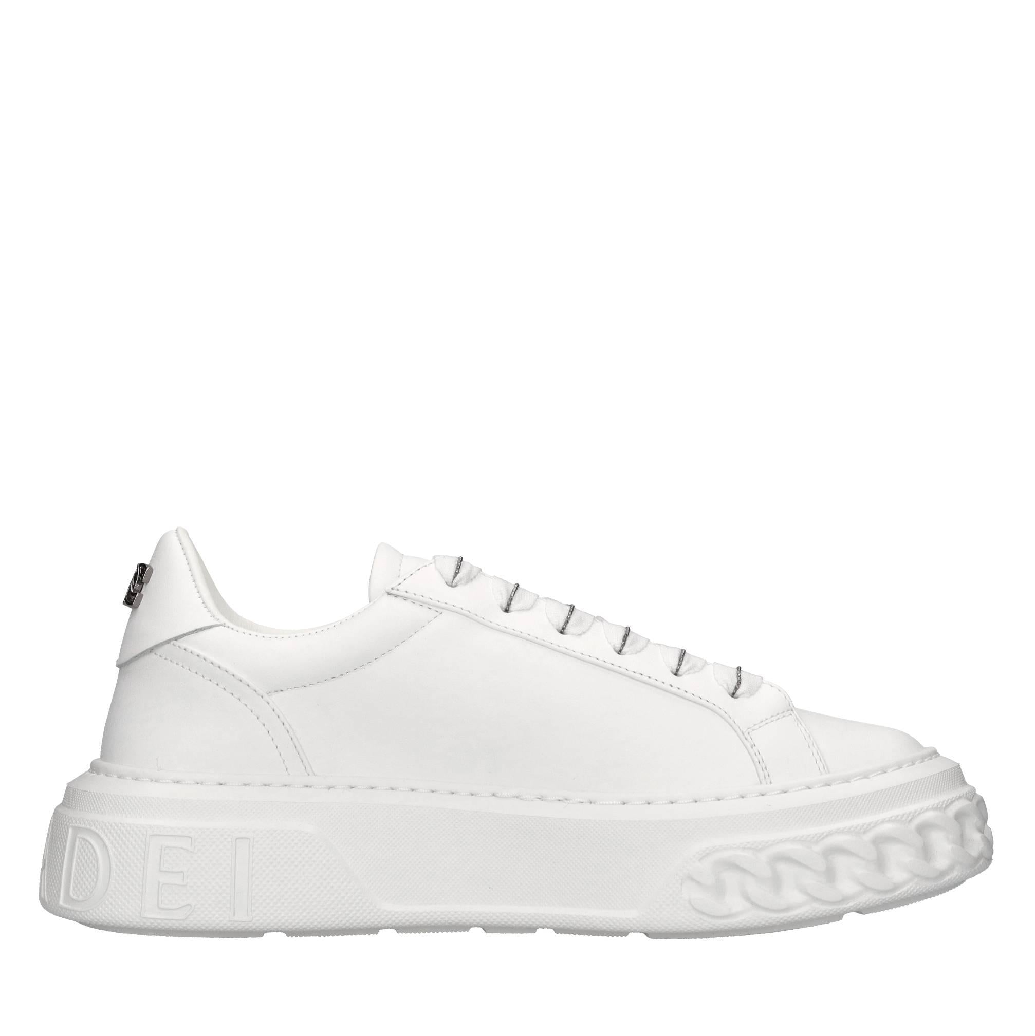 Snekares modello Off Road in pelle 