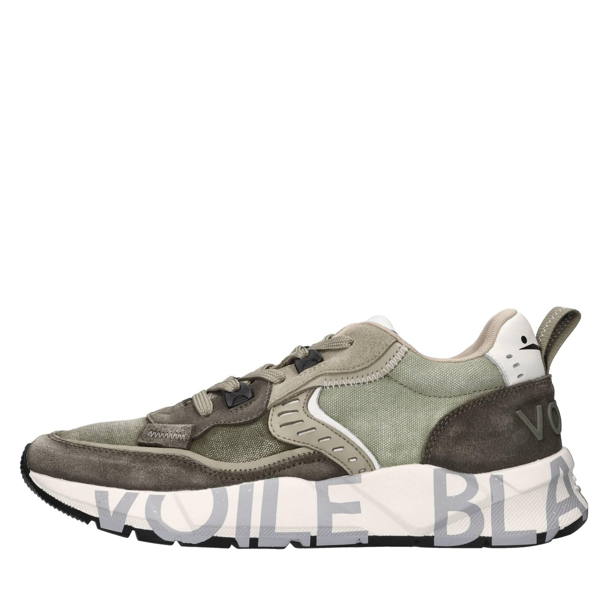 Sneakers in camoscio e tessuto 