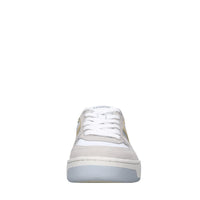 Sneakers in pelle 
