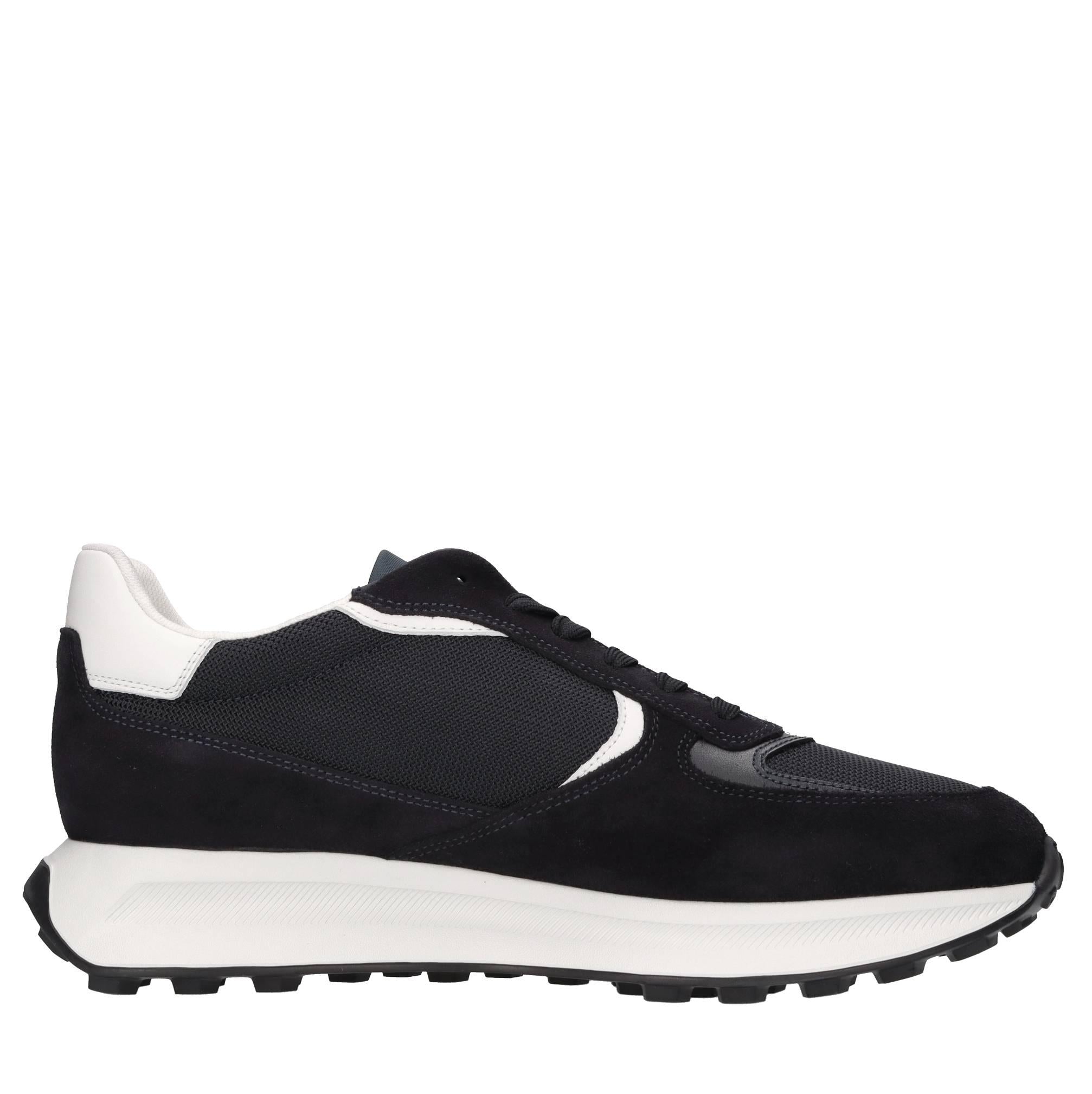 Sneakers in camoscio,pelle e tessuto 