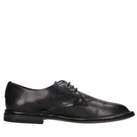 Stringate in pelle 