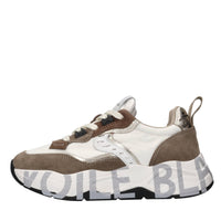 Sneakers in camoscio e tessuto 
