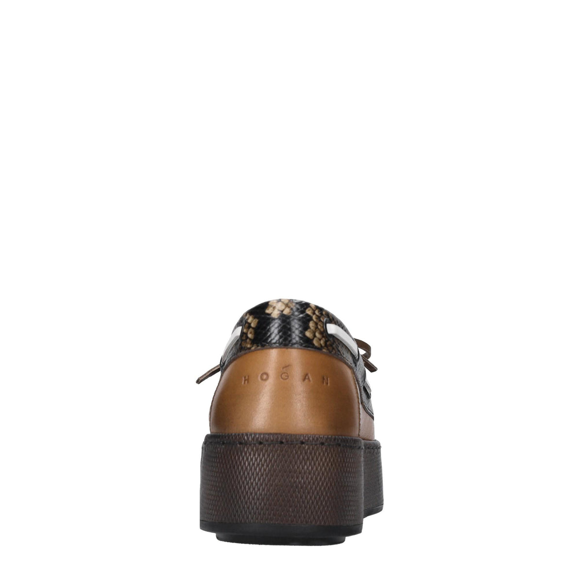 Stringate in pelle 