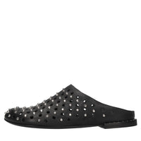 Sabot in pelle e borchie 