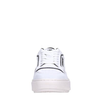 Sneakers in pelle e tessuto 