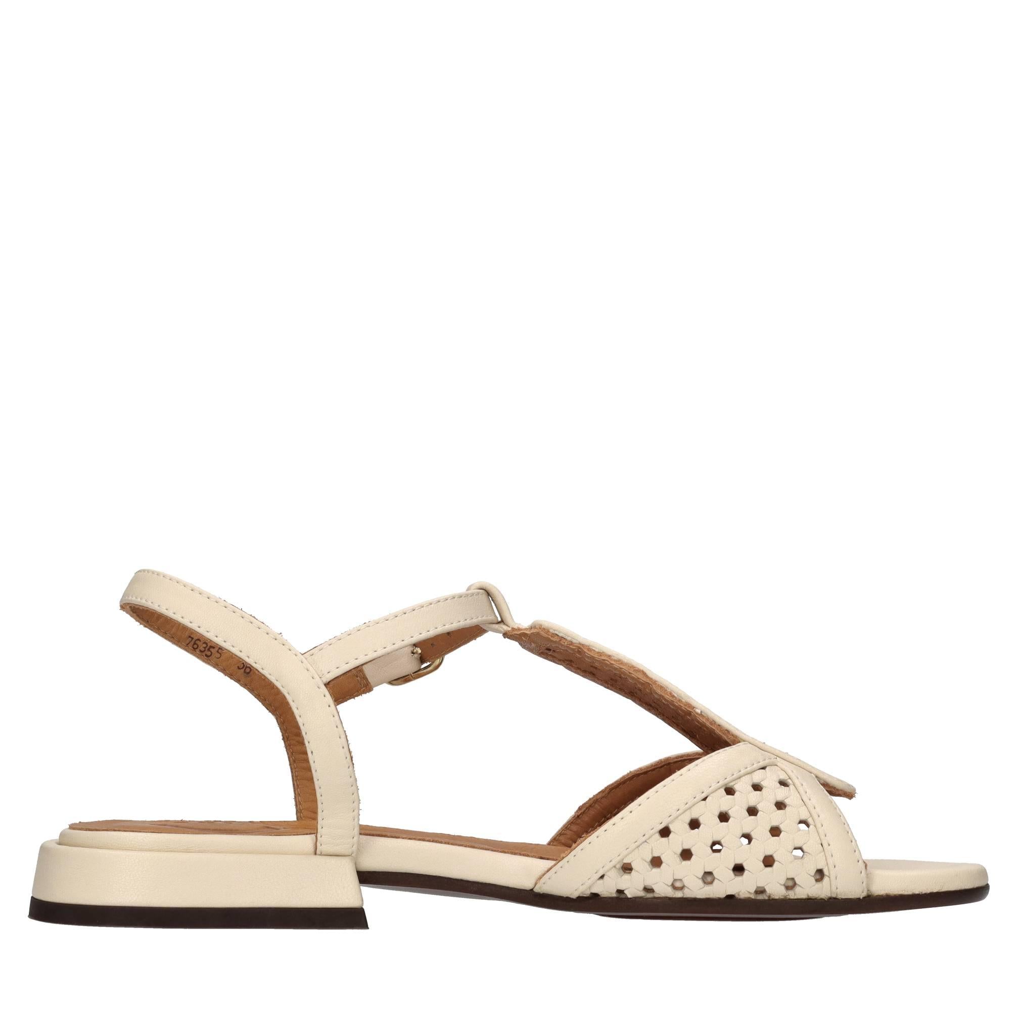 Sandali flat in pelle 