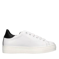 Sneakers in pelle 