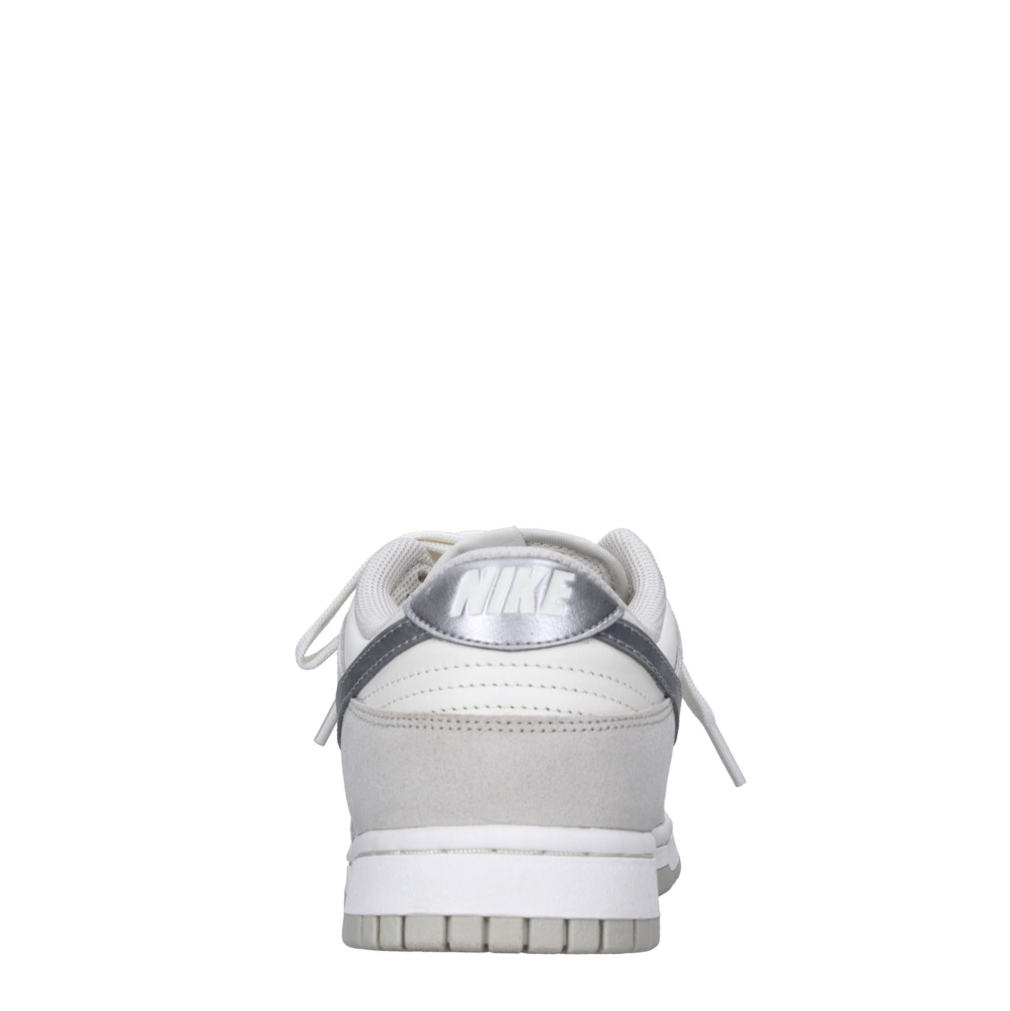 Sneakers in pelle 