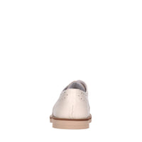 Stringate in pelle 