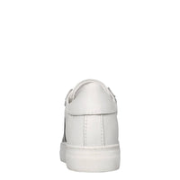 Sneakers in pelle e vernice 