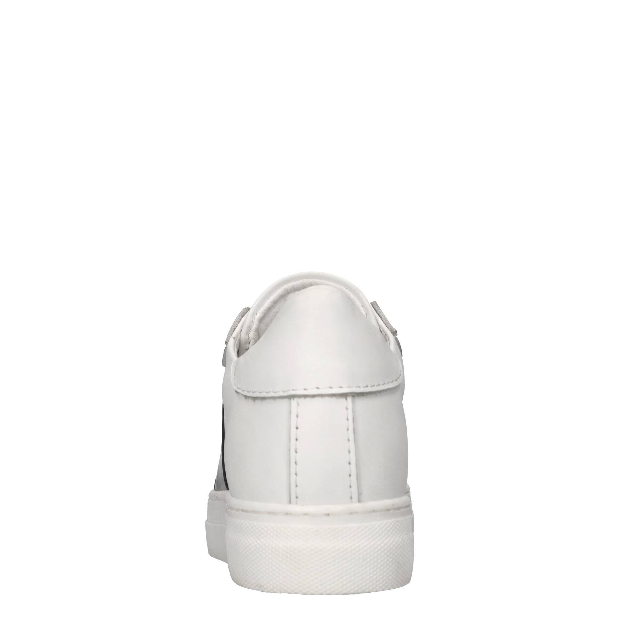 Sneakers in pelle e vernice 