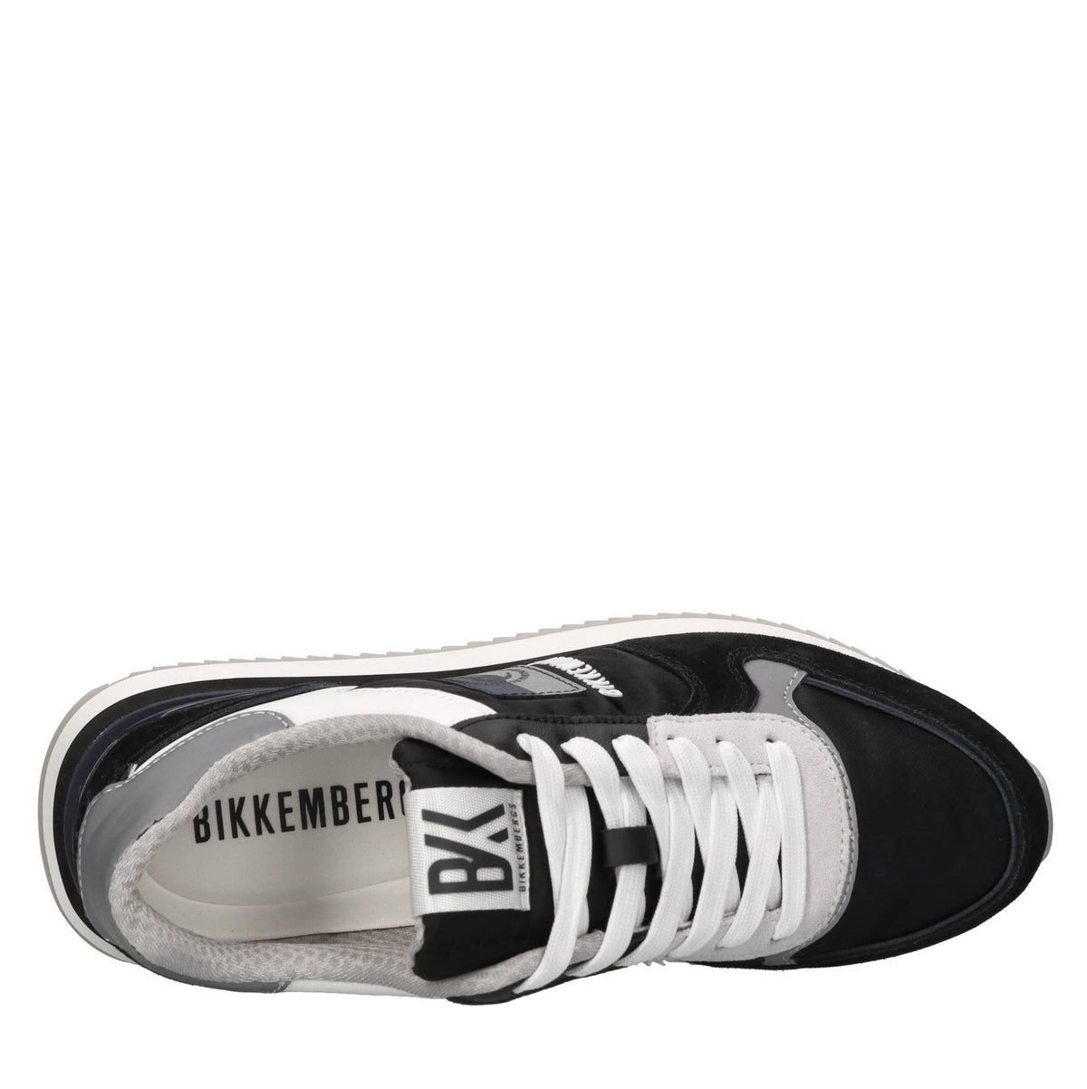Sneakers in pelle,ecopelle e tessuto 