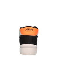 Sneakers in pelle e tessuto 
