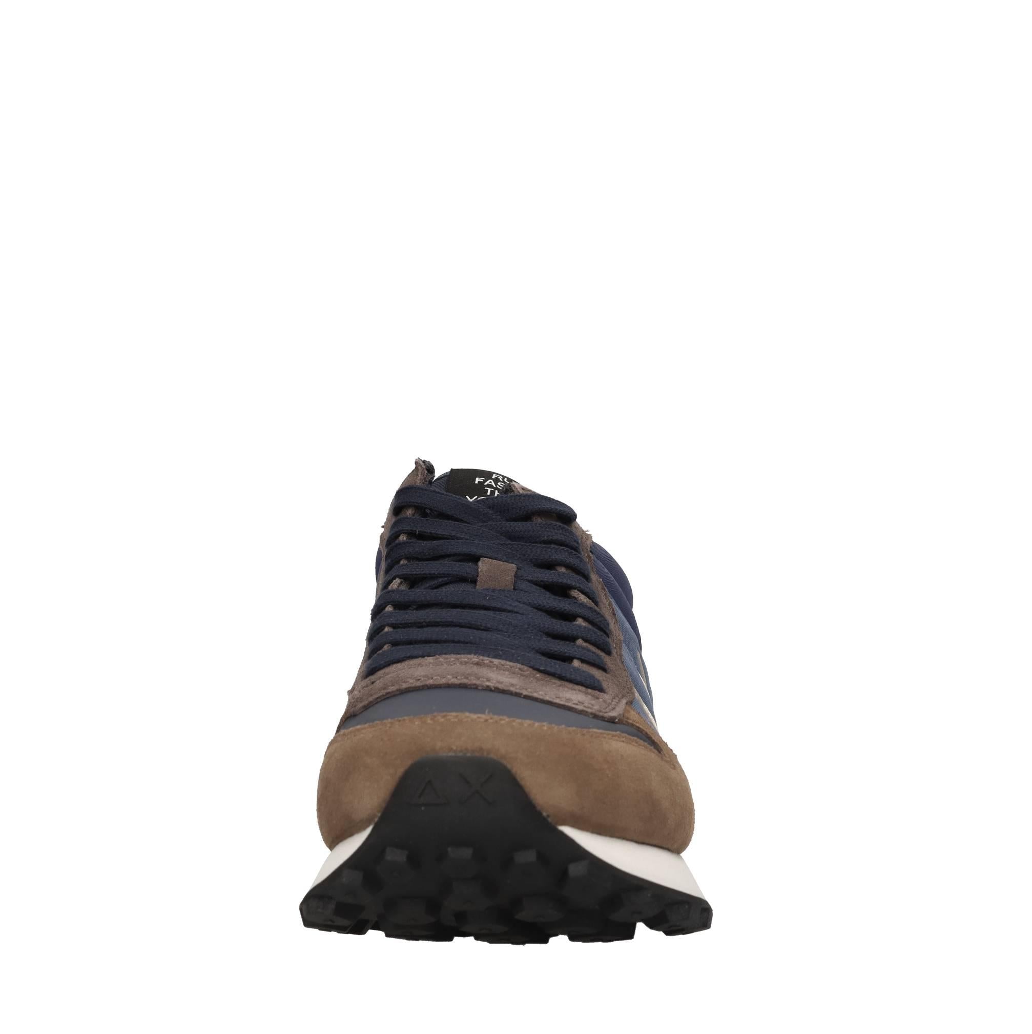 Sneakers in camoscio e tessuto 