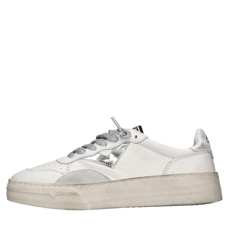 Sneakers in pelle 