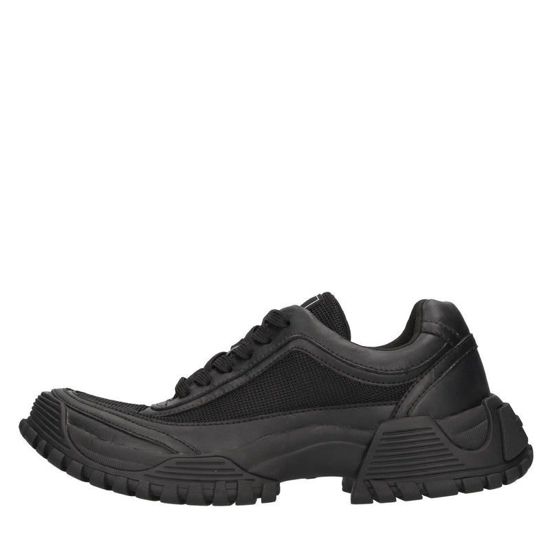 Sneakers in pelle e tessuto 