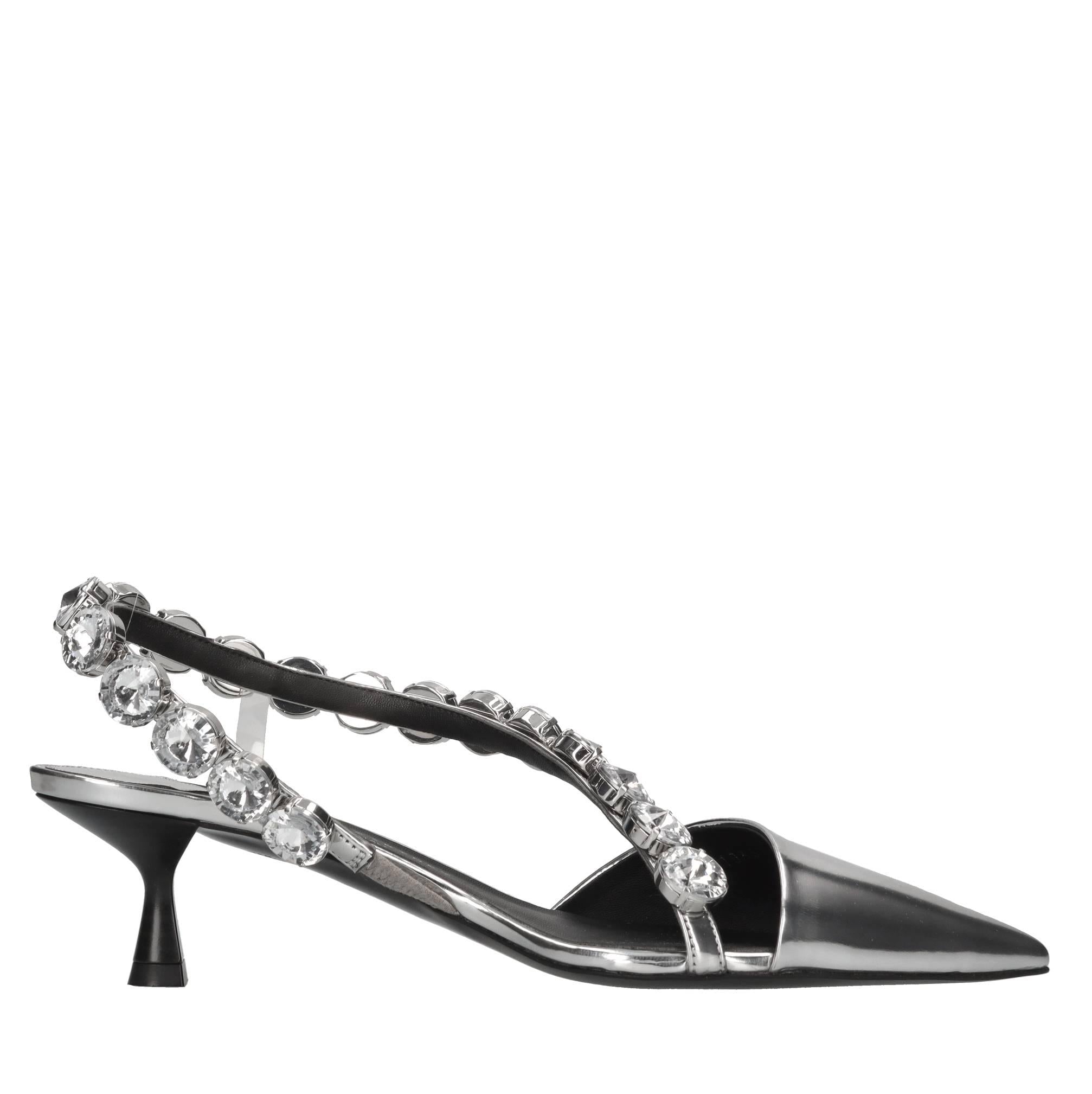 Décolleté slingback Stella Iconic in ecopelle e applicazioni 