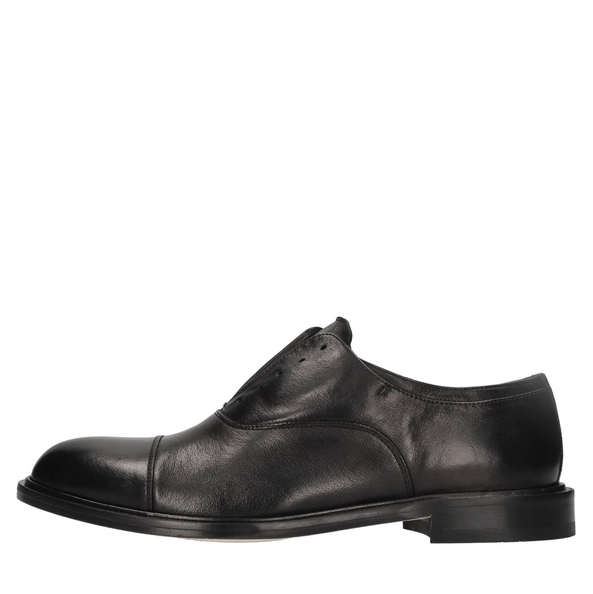 Stringate in pelle 