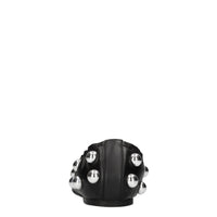 Ballerine in pelle con borchie 