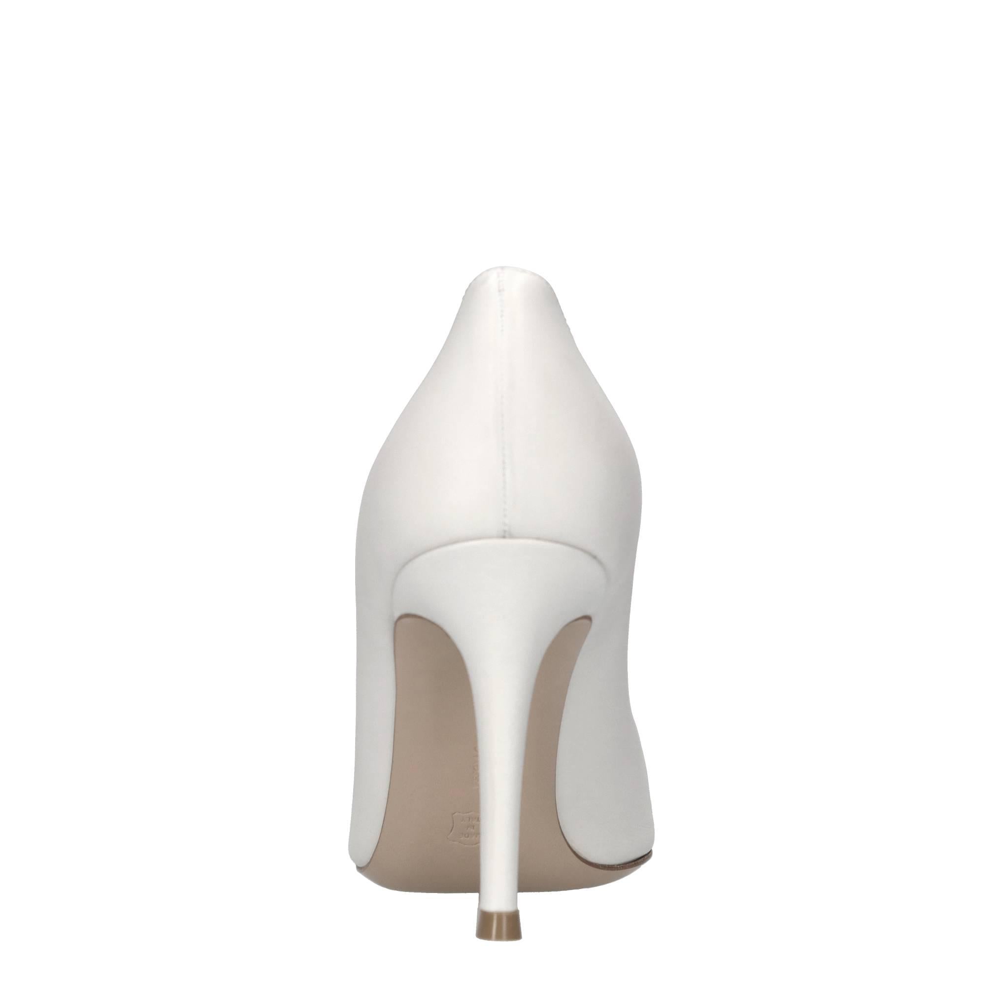 Décolleté in pelle 