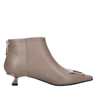 Stivaletto in pelle 