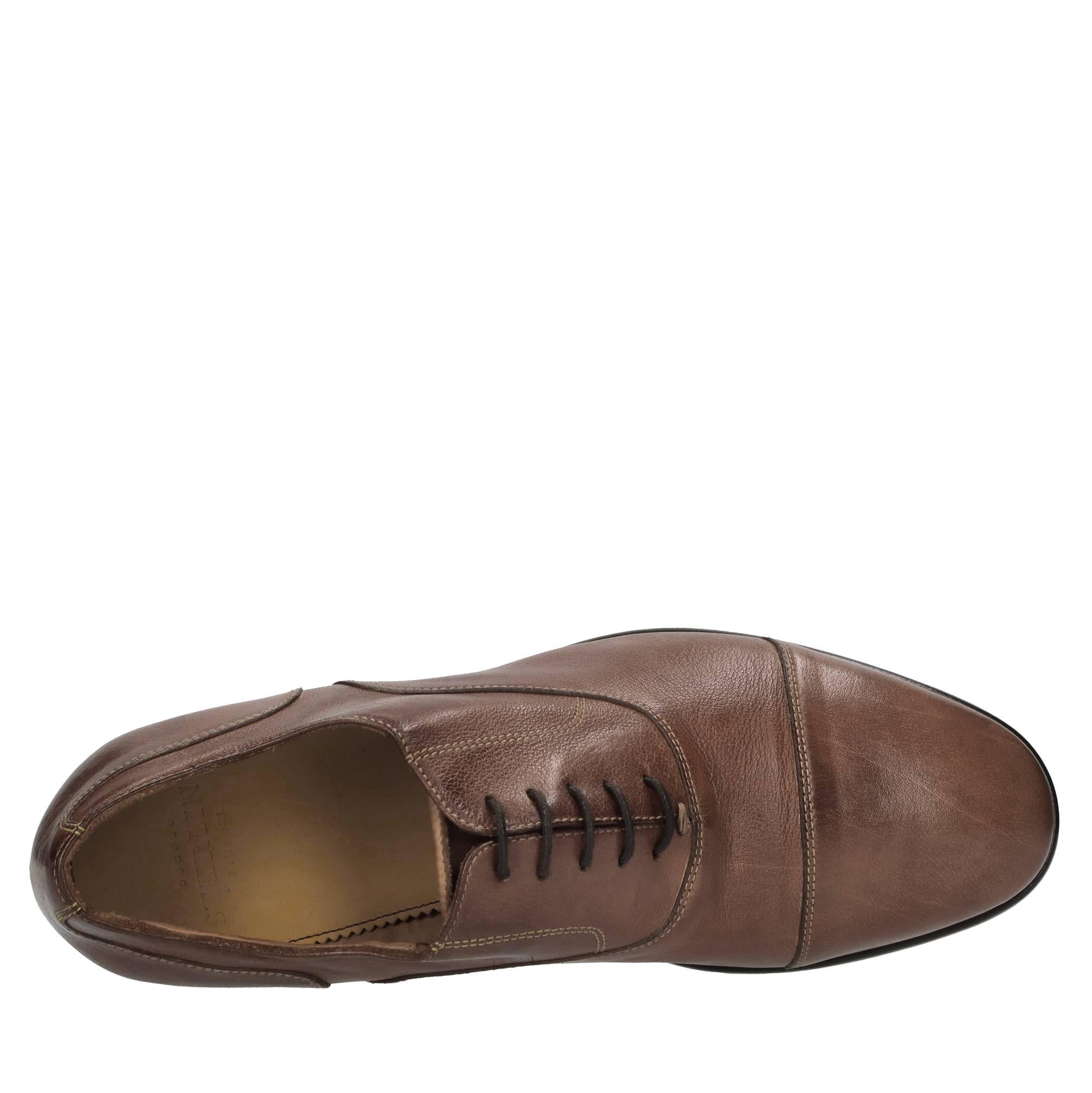 Stringate in pelle 