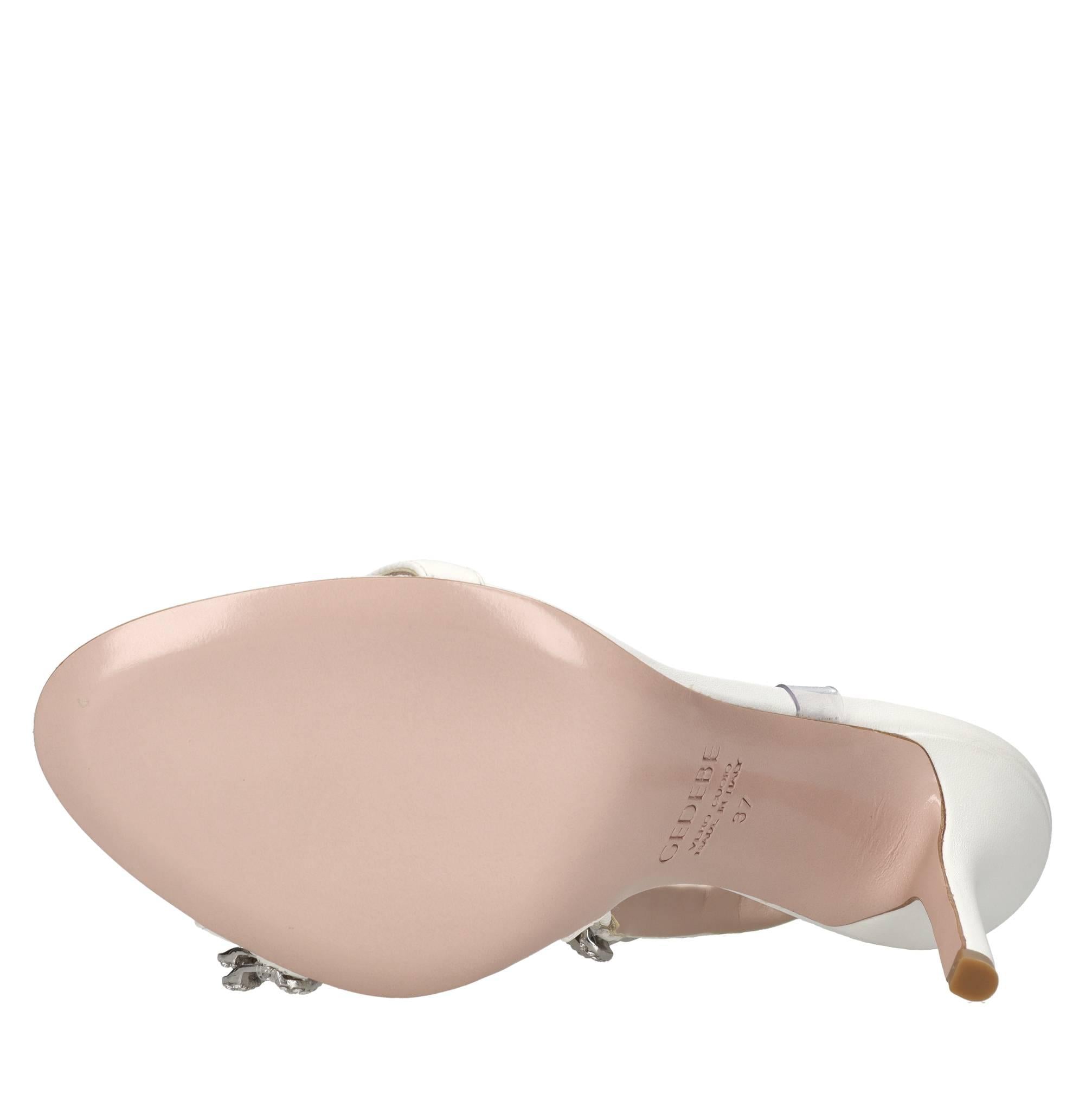 Sandali modello SHEA in pelle 