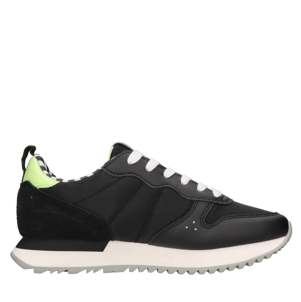 Sneakers in camoscio pelle e tessuto 
