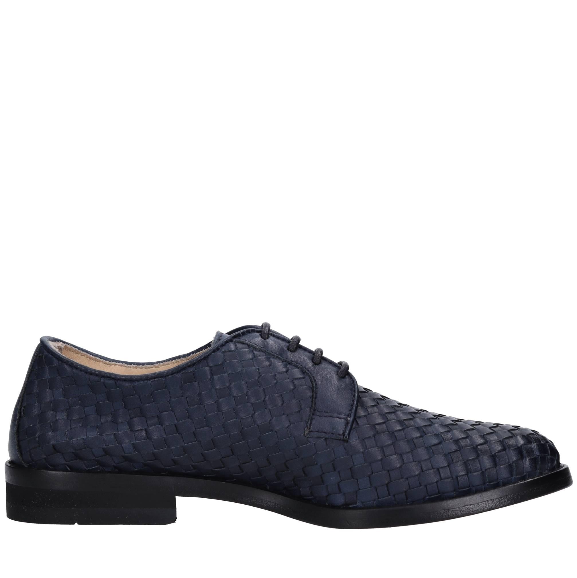 Stringate in pelle 