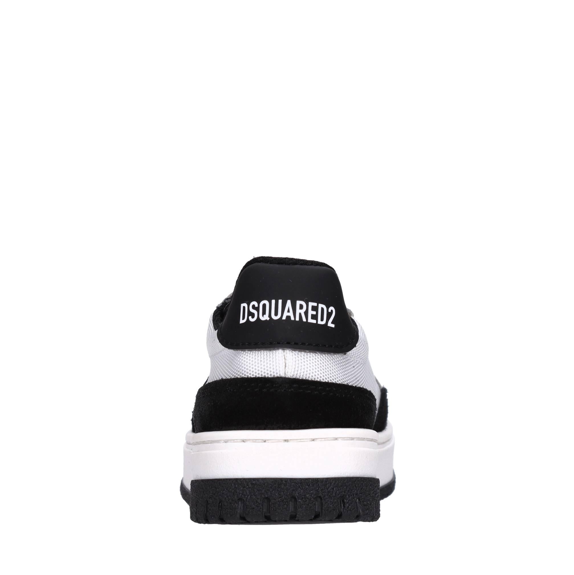 Sneakers in camoscio e tessuto 