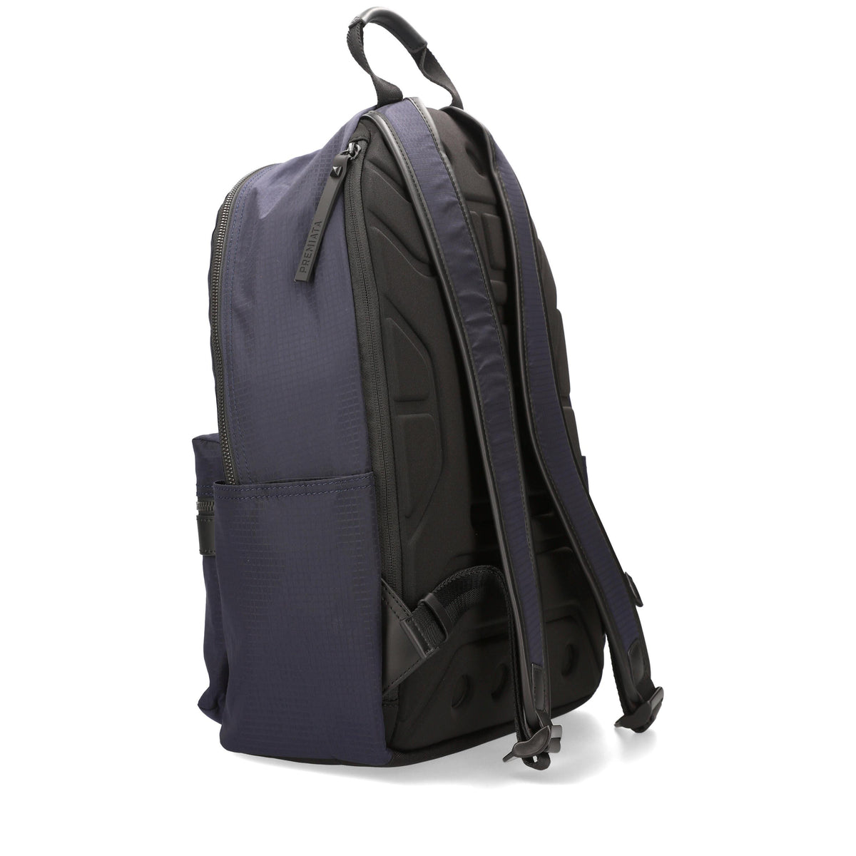 Zaino PREMIATA modello BLADE capiente e versatile in gabardine di nylon di prima qualità con trattamento antisfilacciamento e idrorepellente 