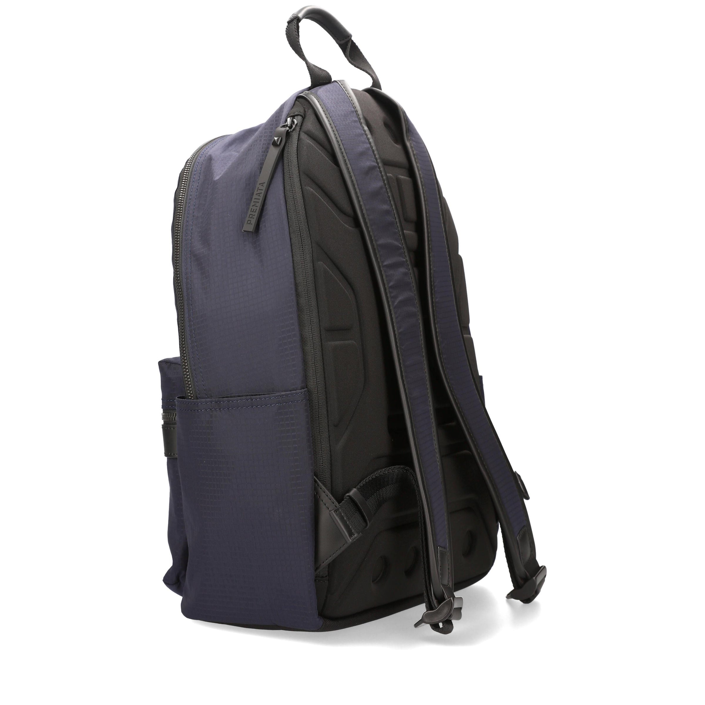 Zaino PREMIATA modello BLADE capiente e versatile in gabardine di nylon di prima qualità con trattamento antisfilacciamento e idrorepellente 