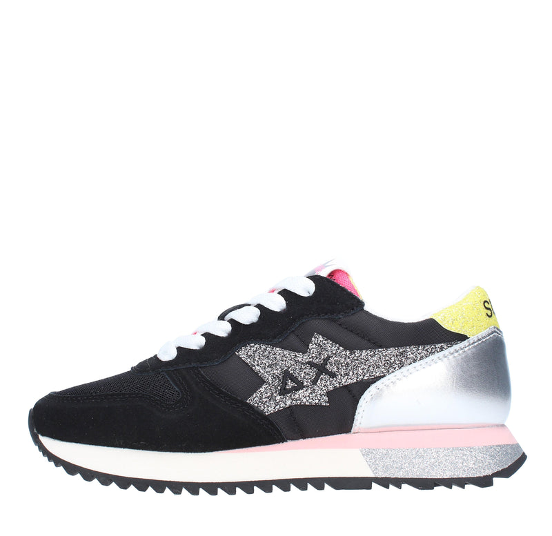Sneakers in camoscio pelle e tessuto 