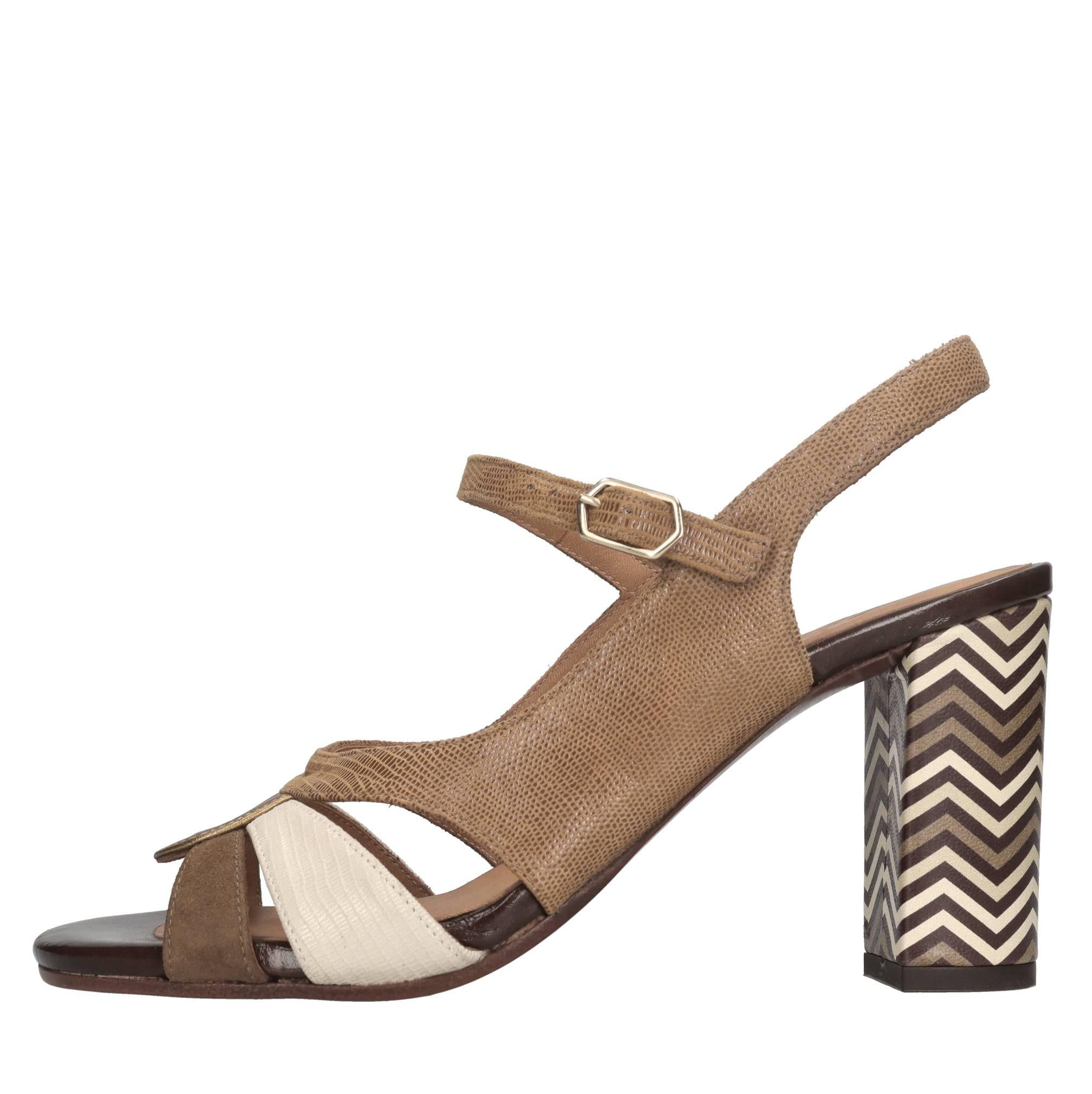Sandali in pelle 