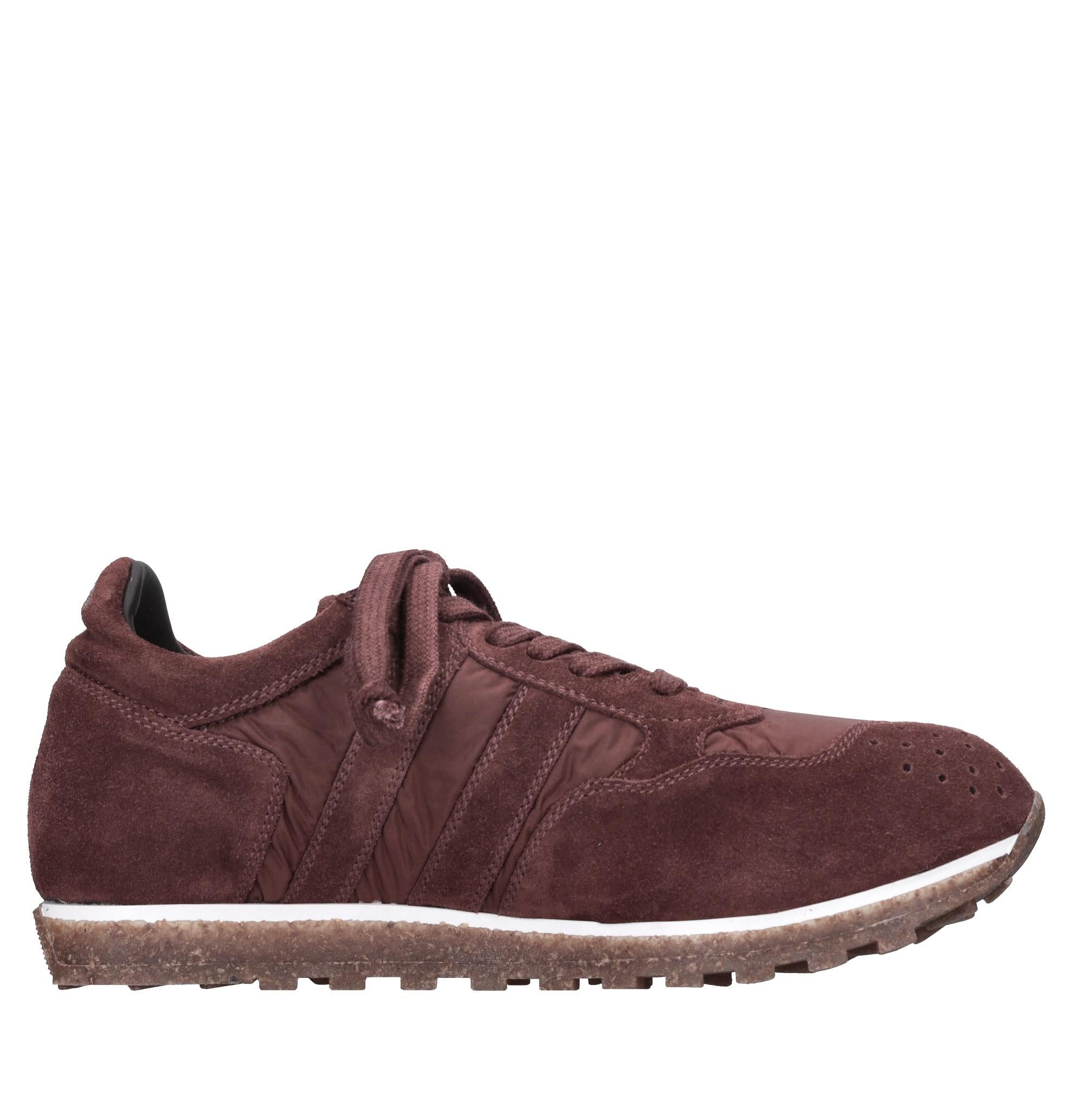 Sneakers in camoscio e tessuto 