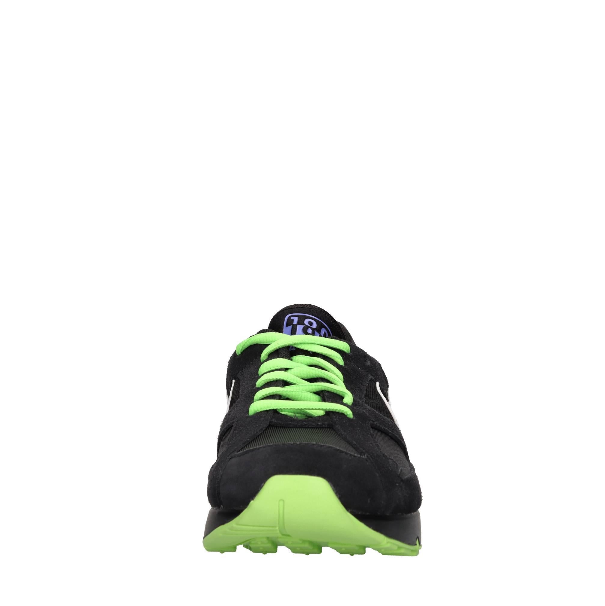 Sneakers in camoscio e tessuto 