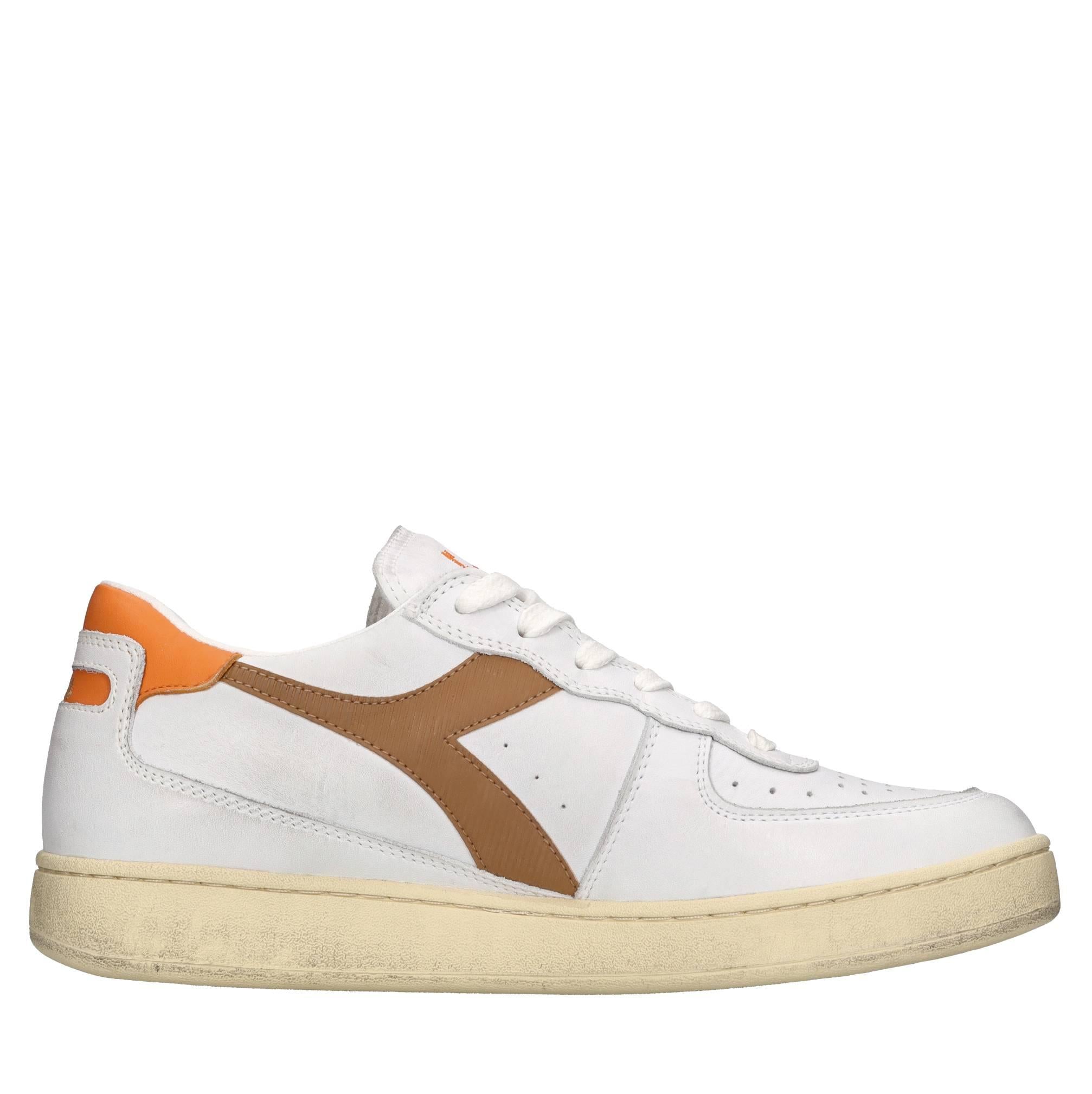 Sneakers in pelle 