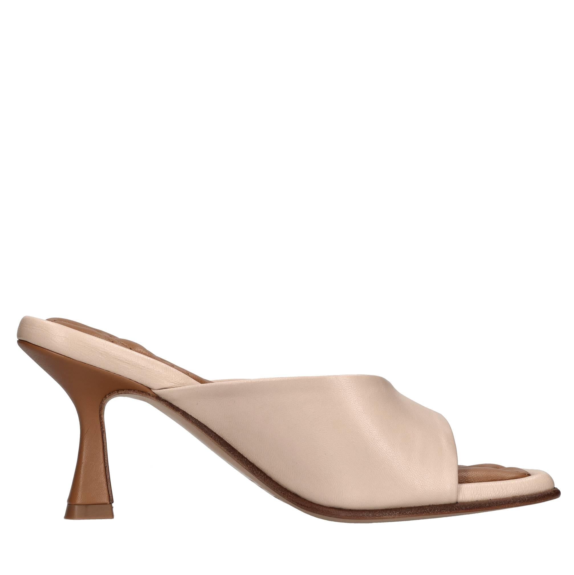 Mules in pelle 