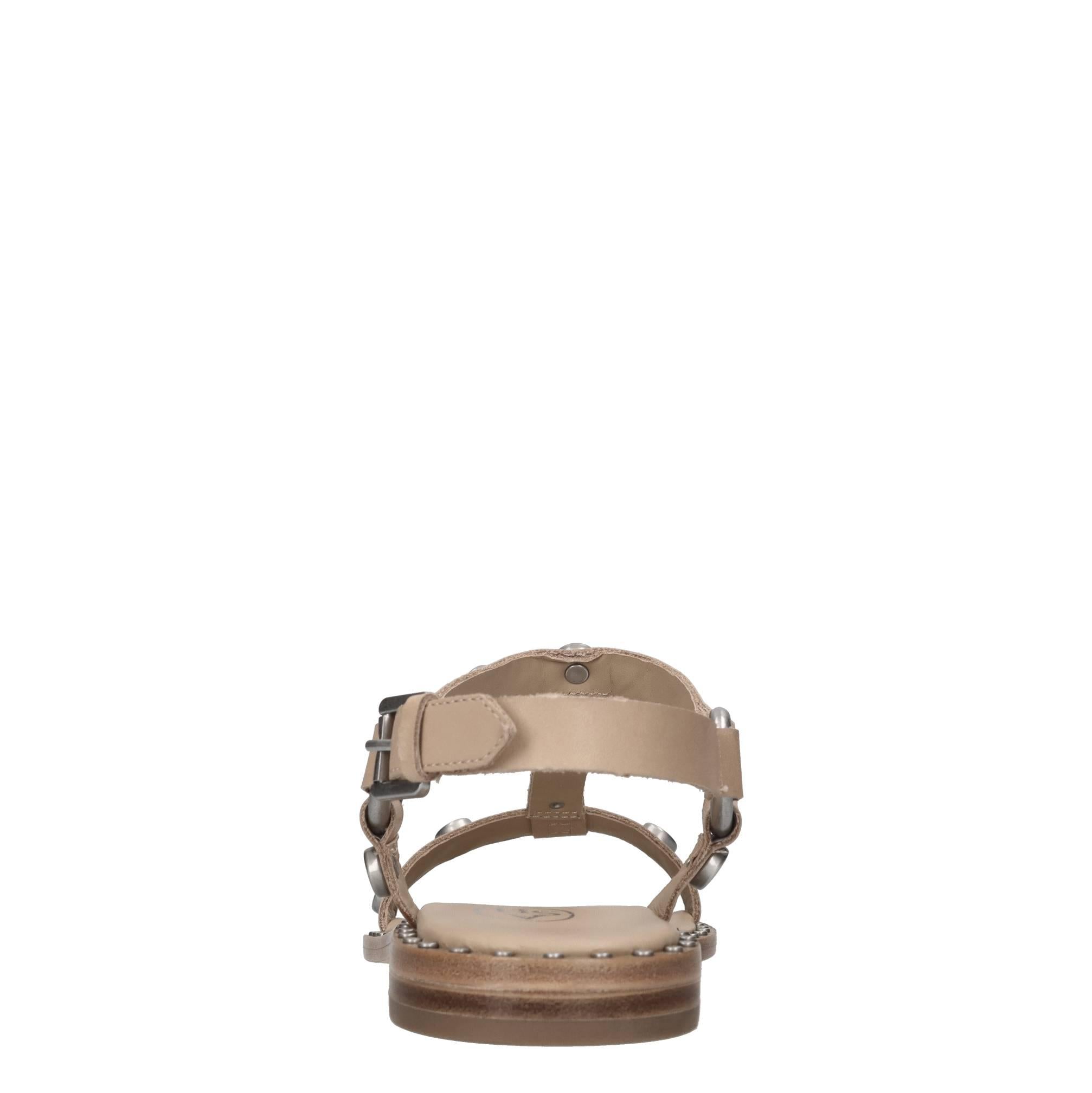 Flat in pelle 