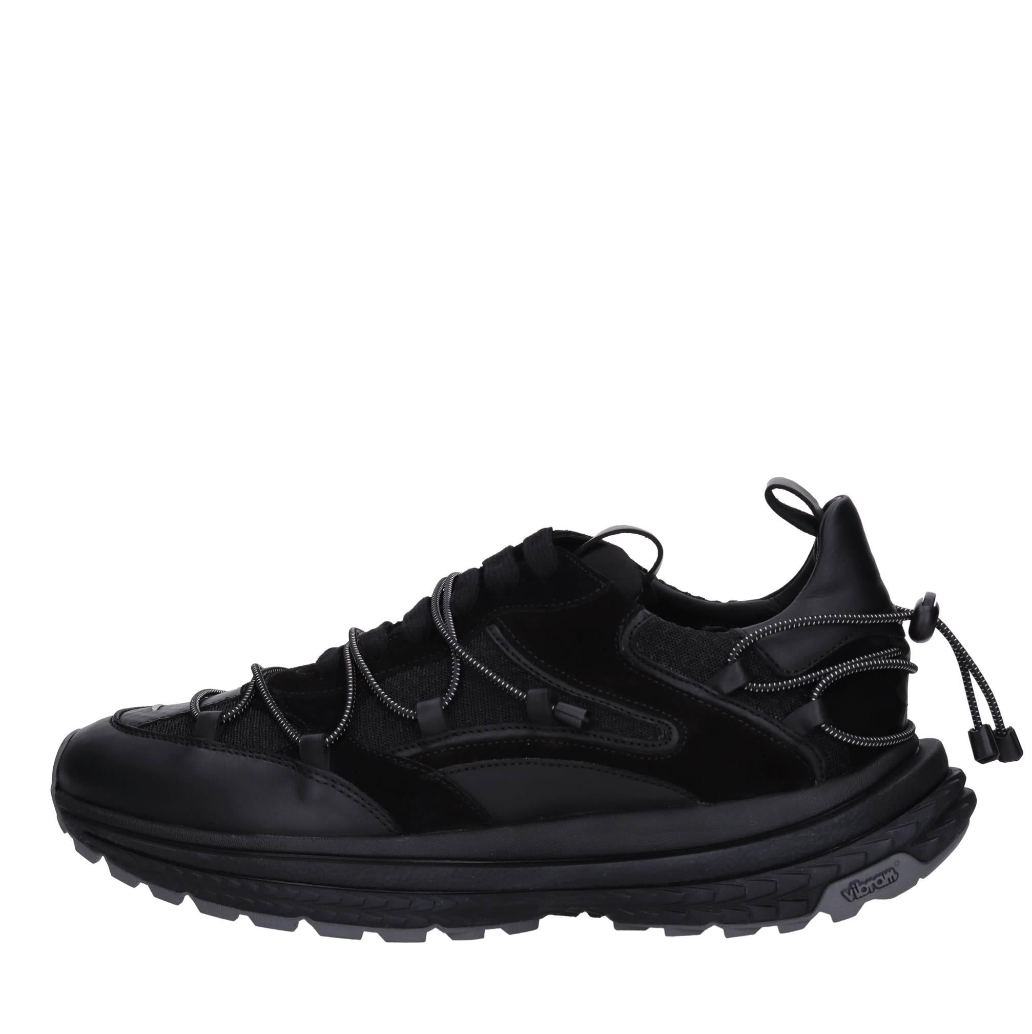 Sneakers in camoscio e pelle 