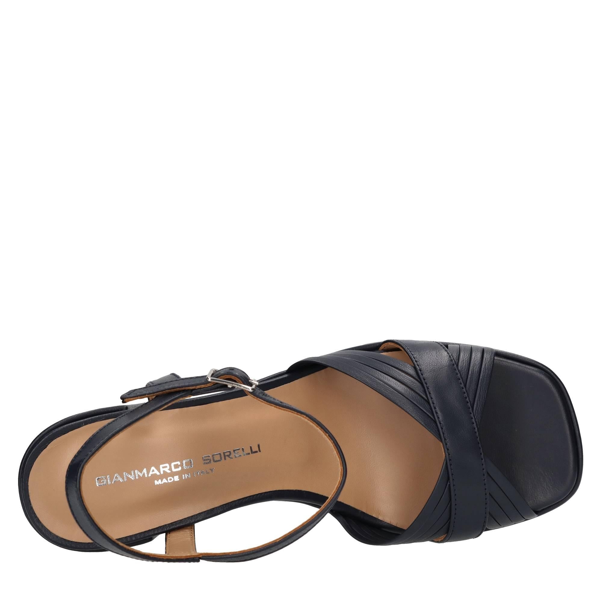 Sandali in pelle 