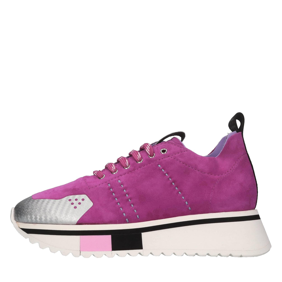 Sneakers in camoscio e tessuto 