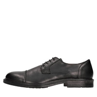 Stringate in pelle 