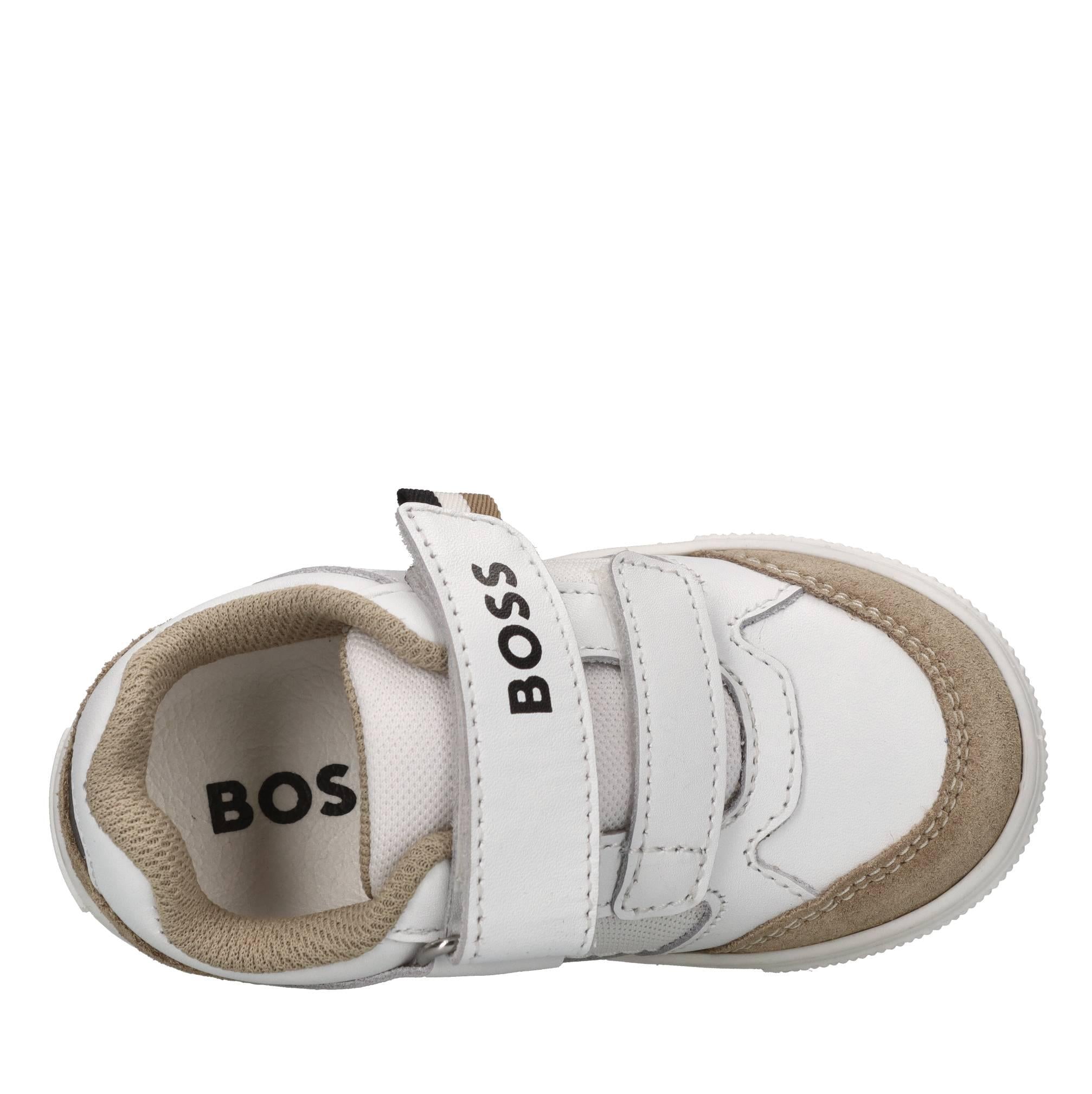 Sneakers in pelle e tessuto 