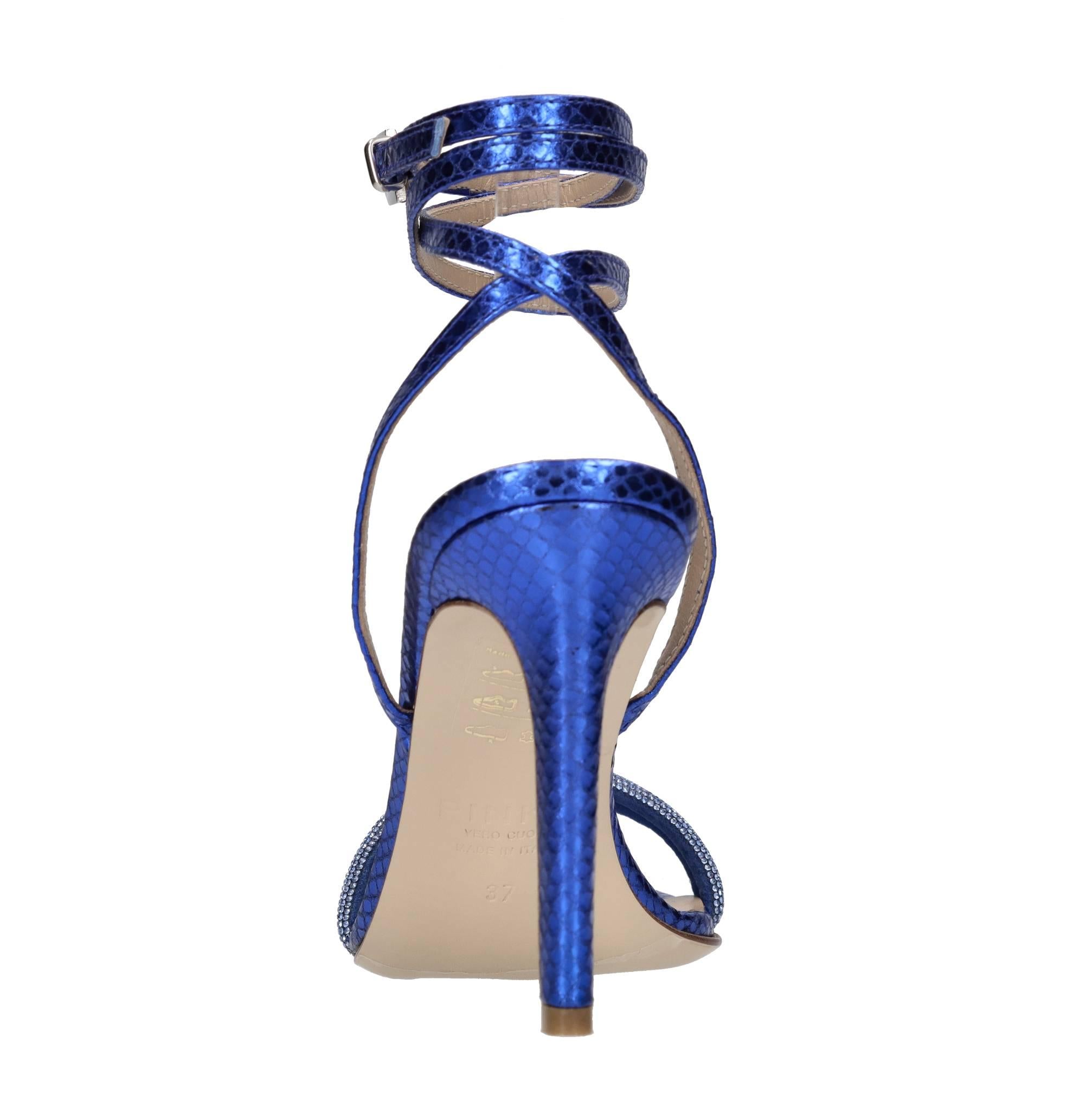 Sandali in pelle e strass 