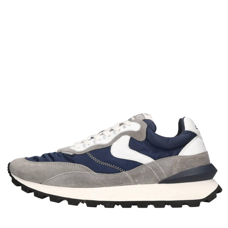 Sneakers in camoscio e tessuto 
