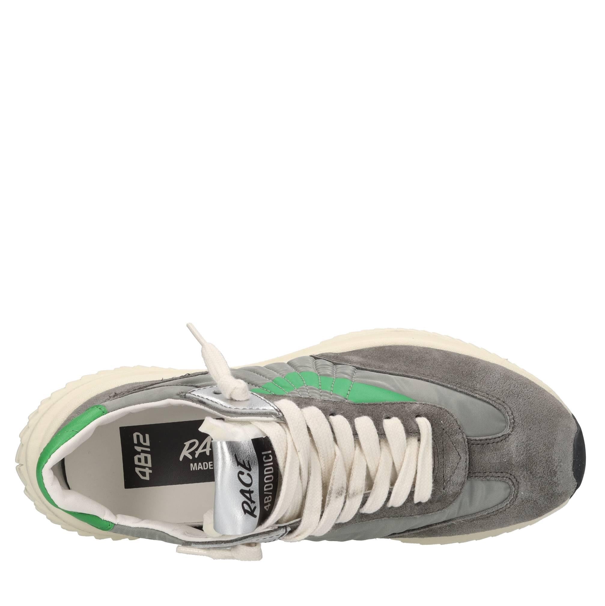 Sneakers in pelle e tessuto 