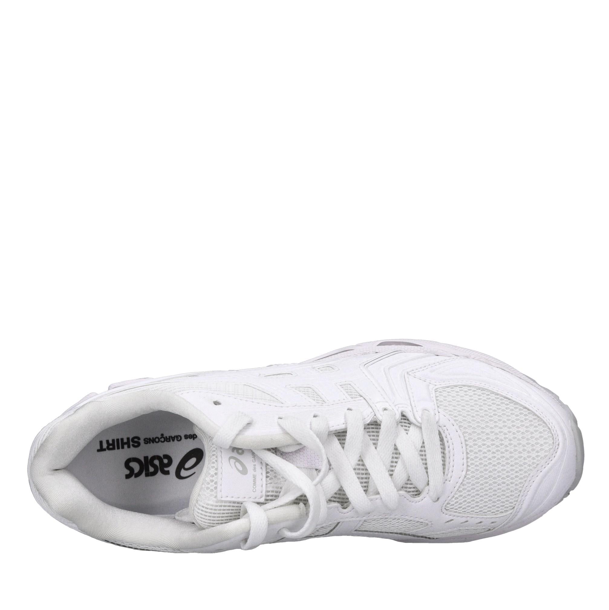 Sneakers in ecopelle e tessuto 
